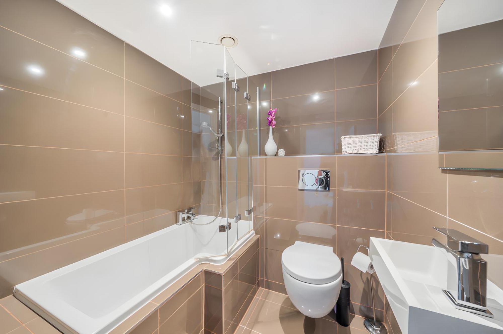Modern Blackheath Home Лондон Екстериор снимка