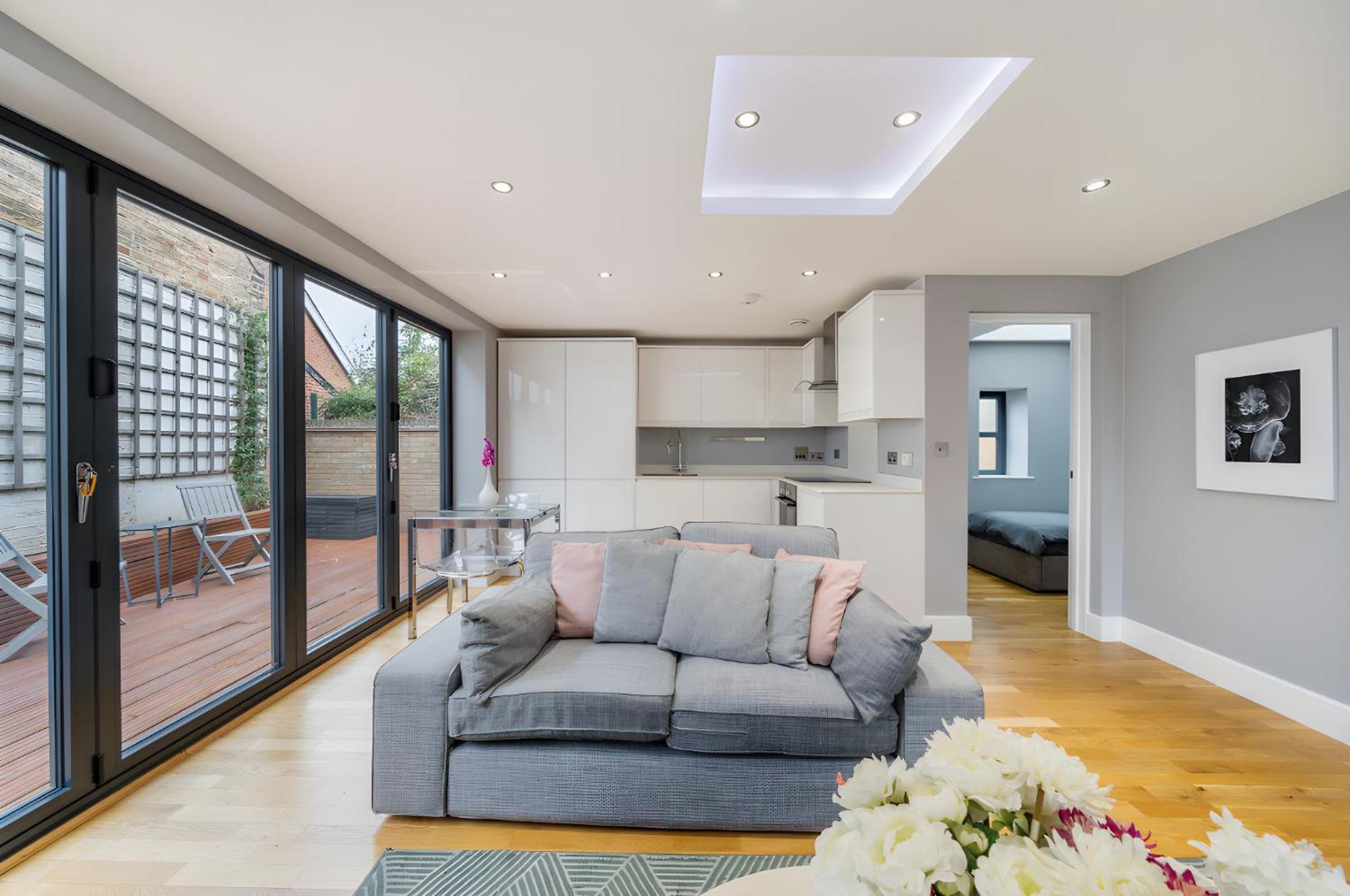 Modern Blackheath Home Лондон Екстериор снимка