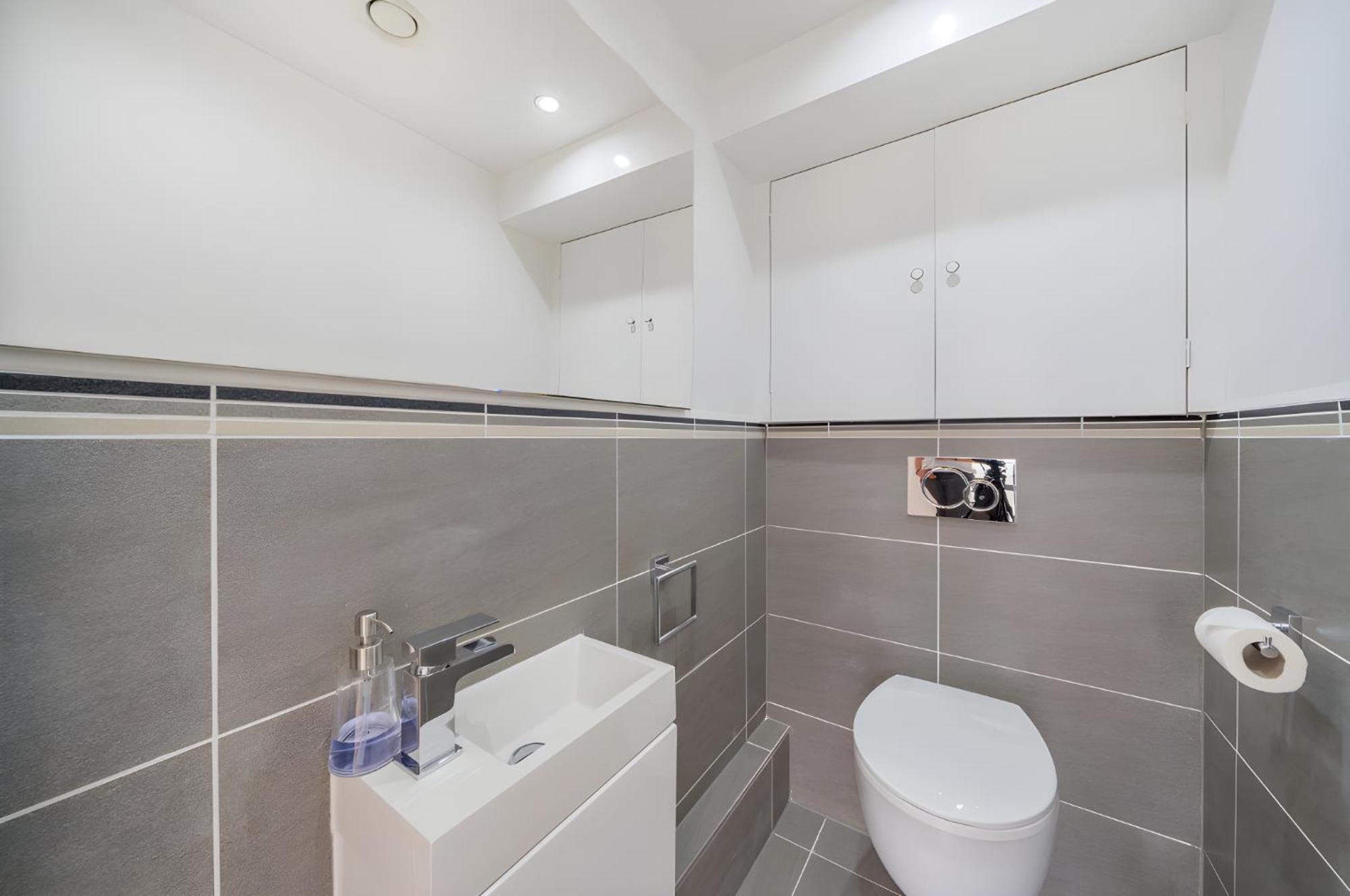 Modern Blackheath Home Лондон Екстериор снимка