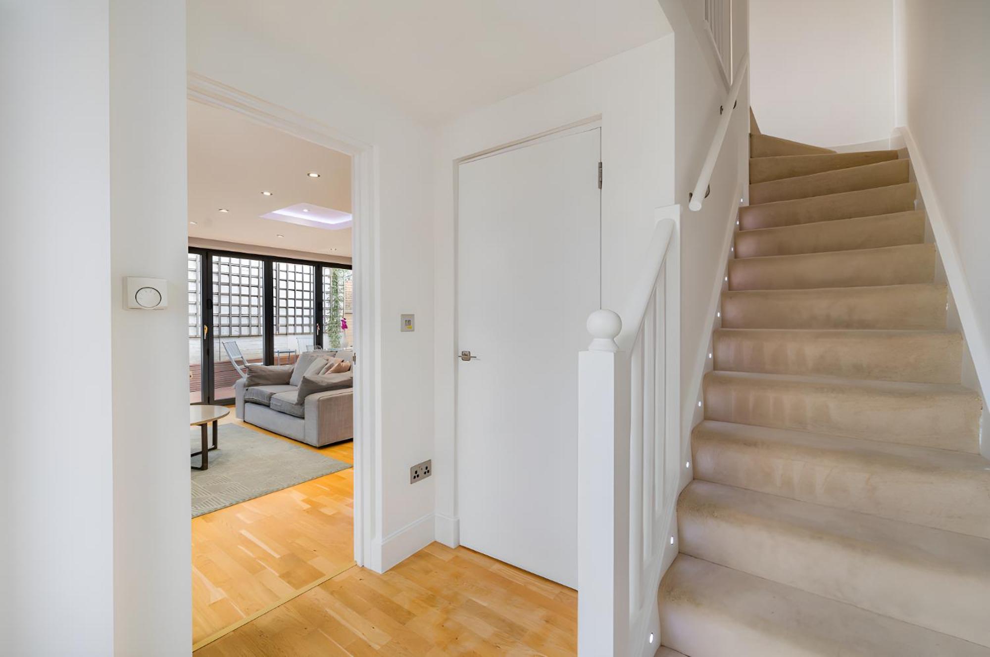 Modern Blackheath Home Лондон Екстериор снимка