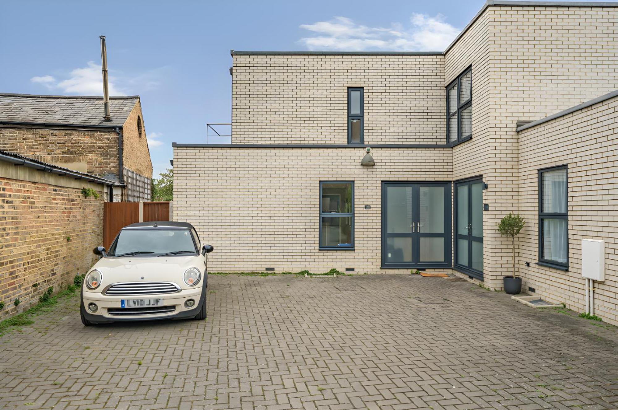 Modern Blackheath Home Лондон Екстериор снимка